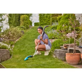 Juhtmeta murukäärid Gardena 9886-20 8 cm 3,6 V liitium-ioon türkiissinine