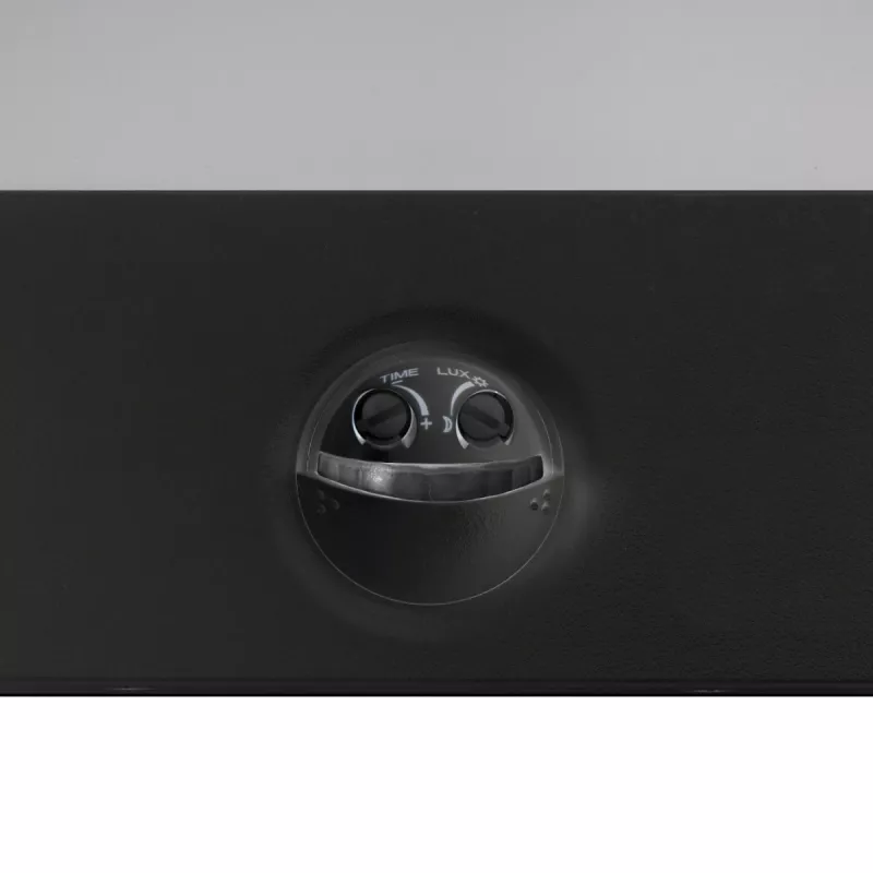 LED-lamp hämarusanduriga MACLEAN MCE344B — integreeritud hämaralt koiduni sensor, energiasäästlik LED-valgustus