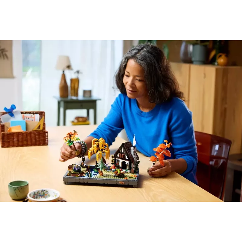 LEGO ICONS 11372 Sügismaja aed