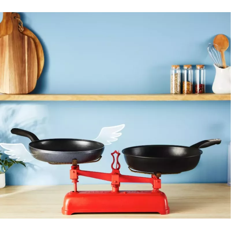Praepann Tefal H05606 mittenakkuva kattega 28 cm, kerge igapäevane pann