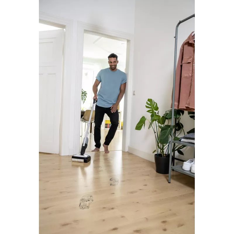 Elektrihari Kärcher FC 2-4, aku 2,5 Ah, kotita, märg- ja kuivpuhastus, 70 m² ühe laadimisega