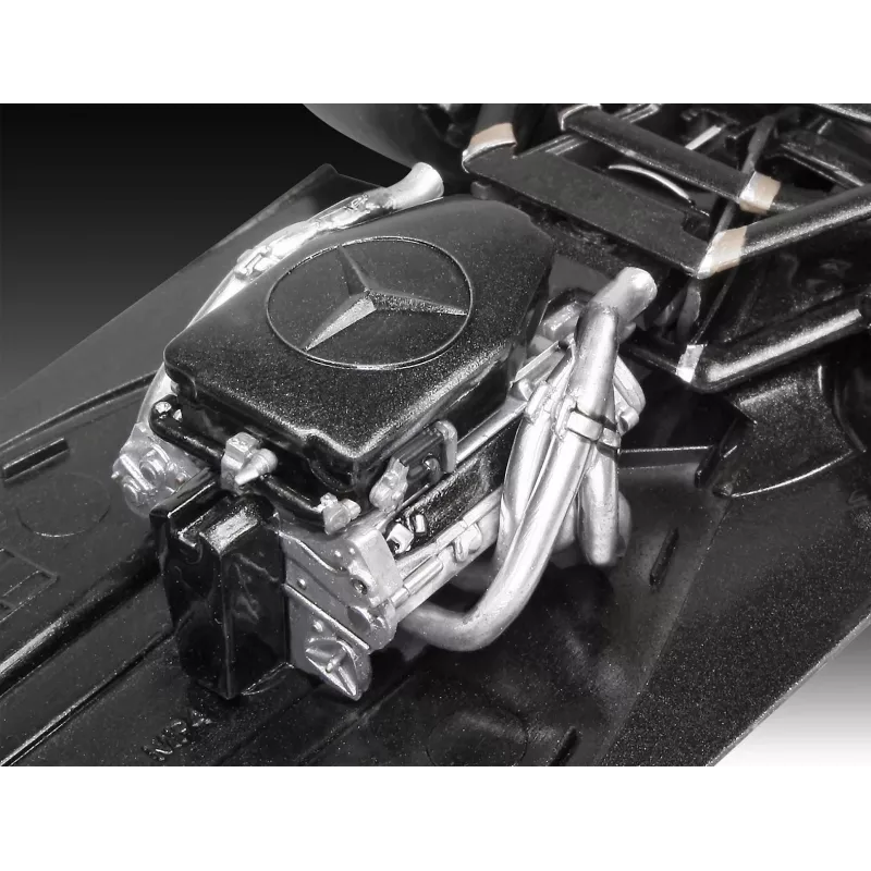 REVELL plastikmudel McLaren Mercedes MP4-25 Lewis Hamilton — 1:24 mõõtkavas komplekt