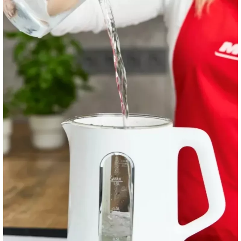 Elektriline veekeetja 1,5 l valge MCZ-126/B