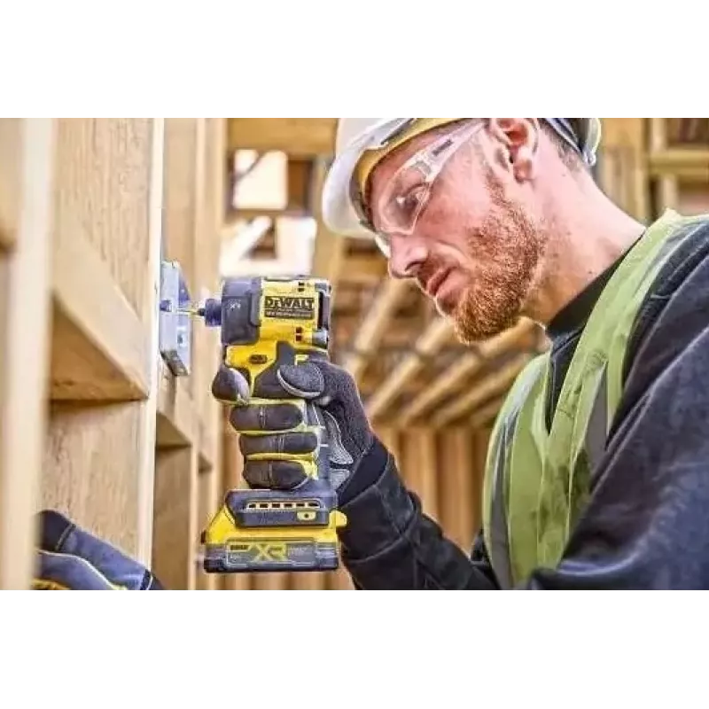 Kruvikeeraja DeWalt DCF870N-XJ, juhtmeta 18 V Li-Ion, 56 N·m pöördemoment, 1/4 tolline padrun, püstolkäepide