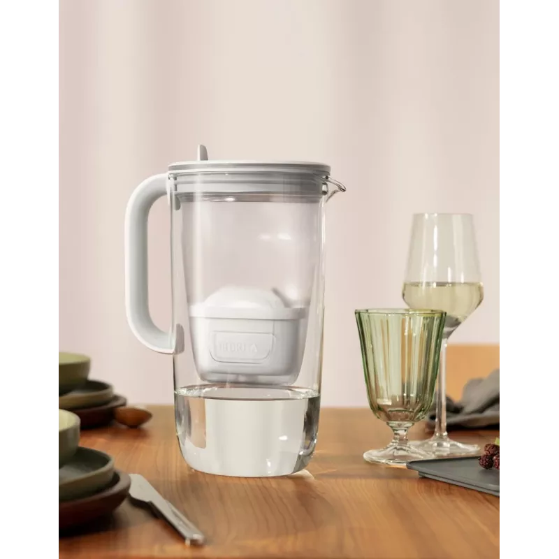 Veefiltrikann BRITA Glass+1 Maxtra Pro hall, 2,4 L kogumaht / 1,5 L filtreeritud, Maxtra Pro PP filter