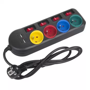 Pikendusjuhe MACLEAN MCE229B — 4 vahelduvvoolupistikut, 2× USB-A, 1,5 m kaabel, 10 A, tüüp F, siseruumidesse, must