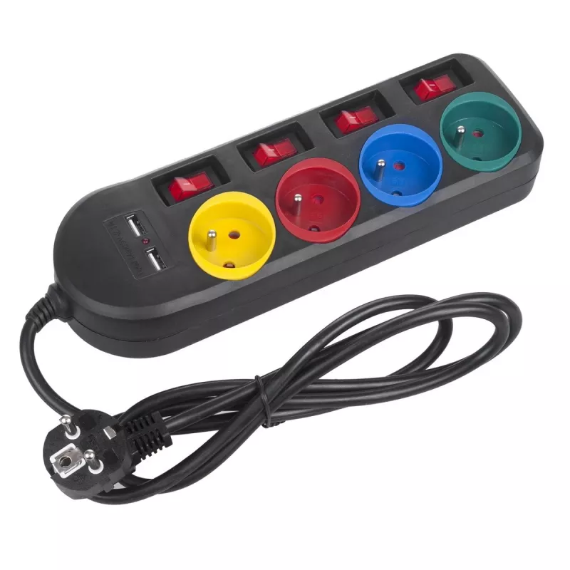 Pikendusjuhe MACLEAN MCE229B — 4 vahelduvvoolupistikut, 2× USB-A, 1,5 m kaabel, 10 A, tüüp F, siseruumidesse, must
