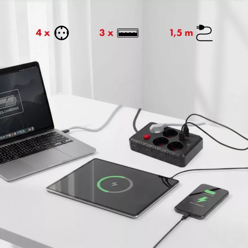 Pistikupesadega pikendusjuhe MACLEAN MCE392 B — 4 pistikupesa, 3×USB, 110–240V, 2,1A, 2500W, 1,5 m kaabel, must