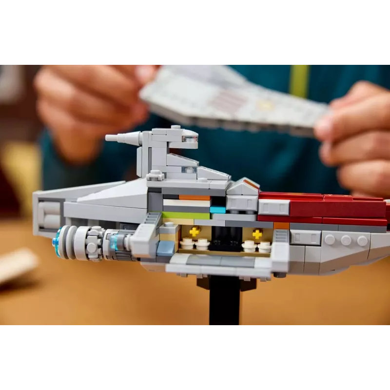 LEGO Star Wars Acclamator-klassi ründelaev komplekt 75404 — ehituskomplekt, 450 tükki, väljapanekumudel 130×150×230 mm