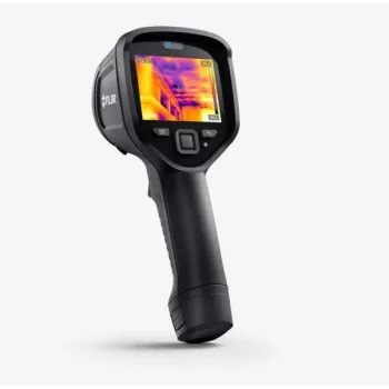 Termokaamera FLIR E6 Pro 240×180 resolutsiooniga, käeshoitav kontrollseade