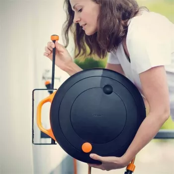 Fiskars 1020448 voolikuhoidja Metall Must