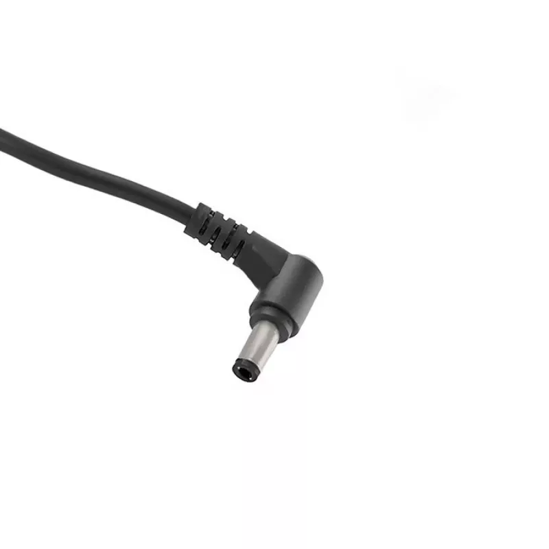 Qoltec 50076 90W toiteadapter/inverter siseruumides, must