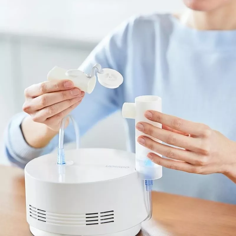 Tabletop nebulizer Omron C28P with 10 ml/min capacity, 2.65 µm particle size, Valge, dimensions 265×195×143 mm