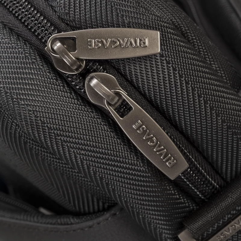 Kohver Rivacase 8135 39,6 cm (15,6-tolline) Must