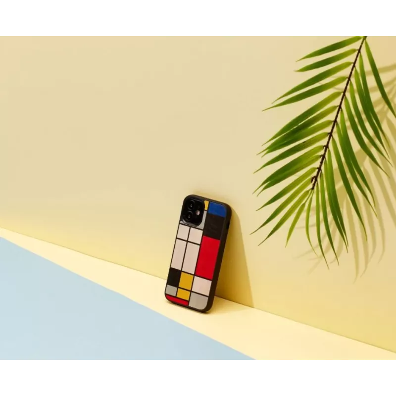 Telefonikott Man and Wood iPhone 12 mini jaoks — puidust tagakaas, must raam