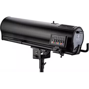 Prožektor EUROLITE LED SL-1000 MFZ DMX koos lennutuskohvriga — LED liikuvpea, DMX juhtimine, motoriseeritud suum