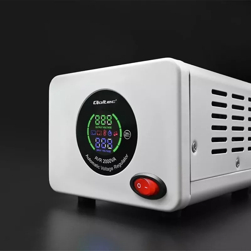 Qoltec 50724 Automaatne pingestabilisaator AVR 2000VA
