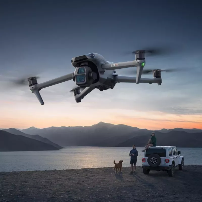 Kvadrokopter DJI Air 3s RC-N3 — 50 MP kaamera, 4K 3840×2160, 4 rootorit, max 27 m/s, 32 000 m ulatus, 4276 mAh aku, hall
