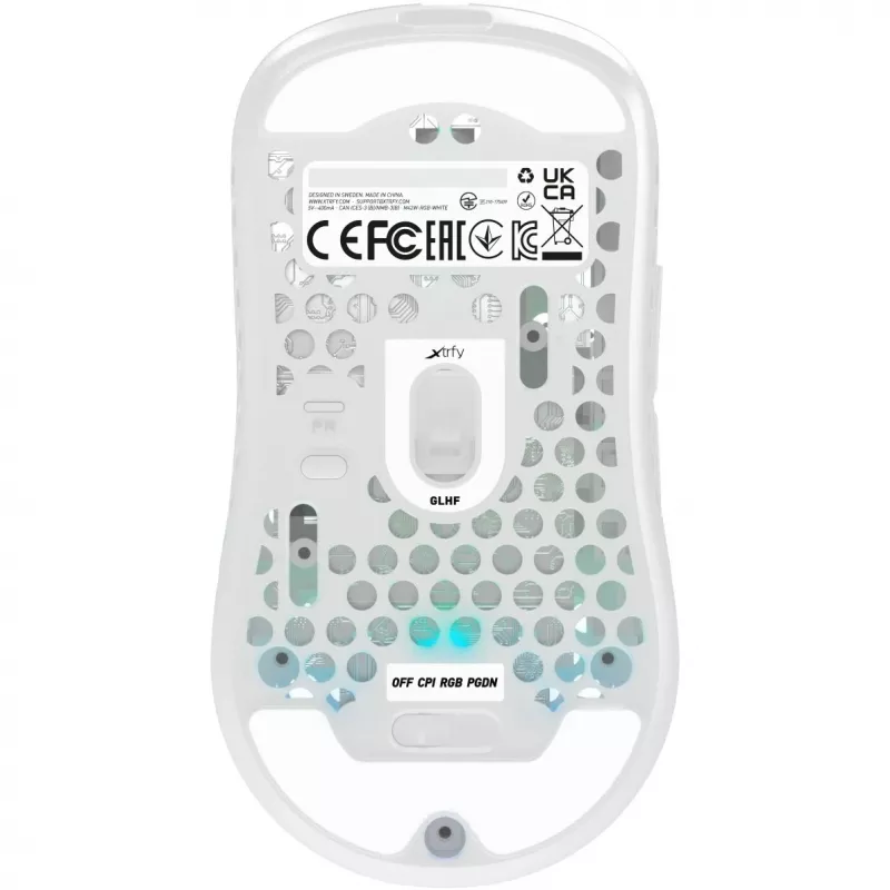 Cherry M42W-RGB-Valge Product Valge