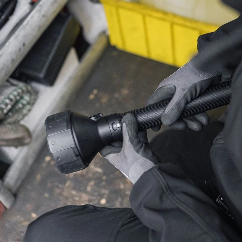Käeshoitav taskulamp Ledlenser P21R Must laetav LED, 1000 lm, IP68, 32700 aku, 1100 m valgusvihk