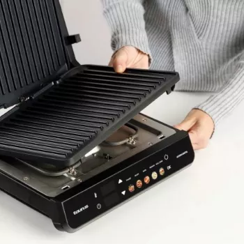 Elektriline 2-ühes grill Taurus Asteria Digital — 2000 W, reguleeritav termostaat, mittenakkuva kattega, eemaldatav tilgapann