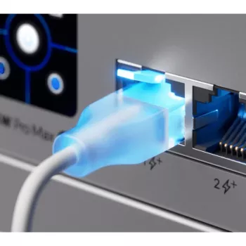 Võrguparanduskaabel UBIQUITI UACC-Cable-Patch-EL Cat6 RJ-45 2.5GbE PoE++ 0,15 m poolläbipaistev valge (24 tk)