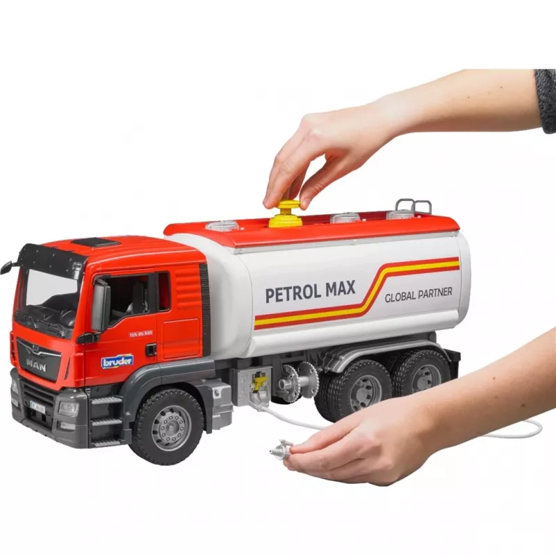 Bruder MAN TGS paakauto