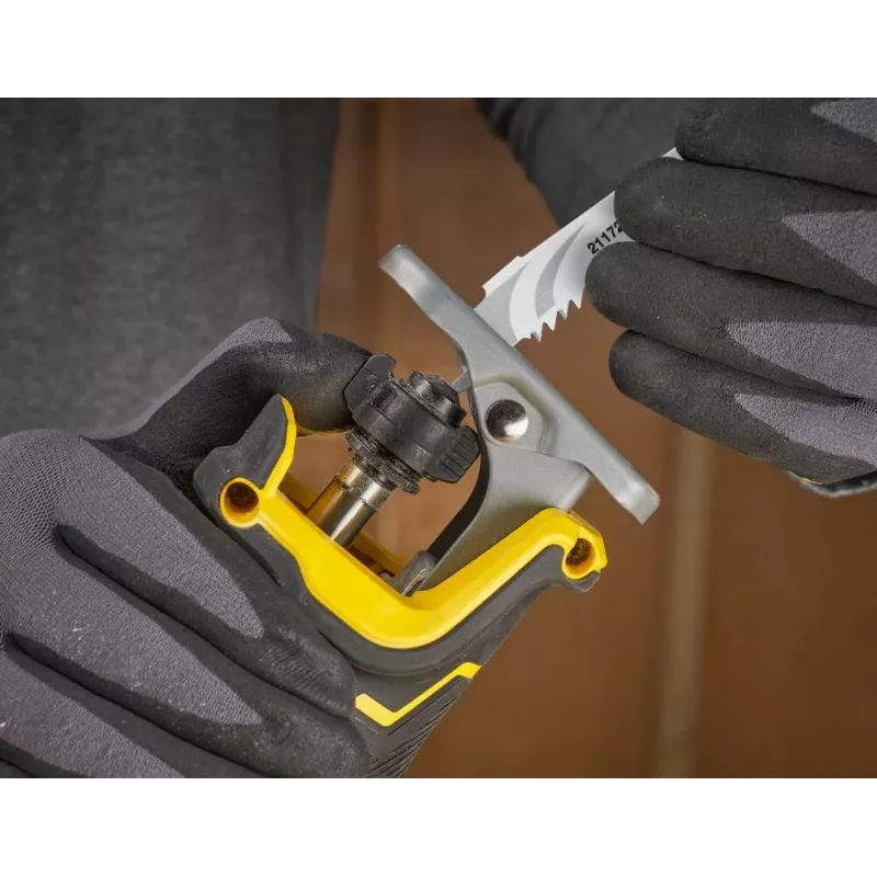 Stanley Fatmax SFMCS311B Tigusaag 18 V must, kollane