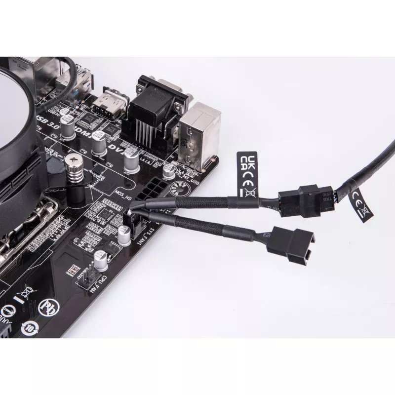 PWM-ventilaatori Y-kaabel THERMALTAKE Tt Mod AC-060-CO1OTN-F1 4-pin, 3 tk