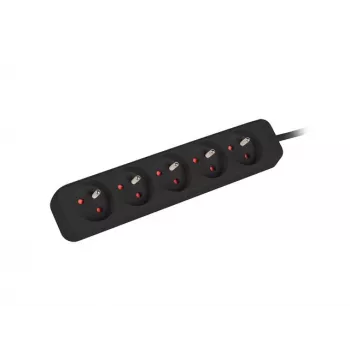 Pikendusjuhe Lanberg PS0-05E-0150-BK 1.5 m 5 vahelduvvoolu pistikupesa siseruumides must