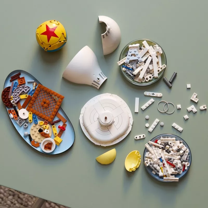 Ehitusmänguasi LEGO Ideas mudel 21357 — Luxo Jr., 613 osa, 290×140×110 mm