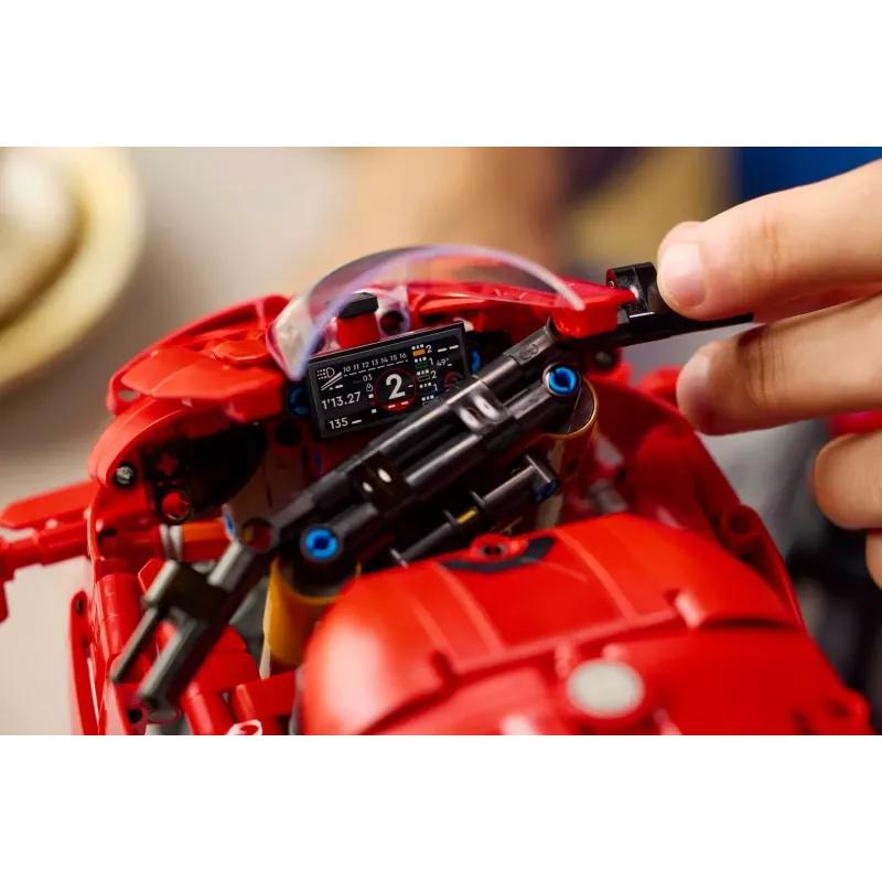 LEGO TECHNIC 42202 Ducati Panigale V4 S mootorratas