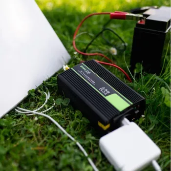 Toiteinverter roheline Cell INV12 3000 W 12 V kuni 230 V, 50 Hz, 1 USB, aktiivne jahutus, must