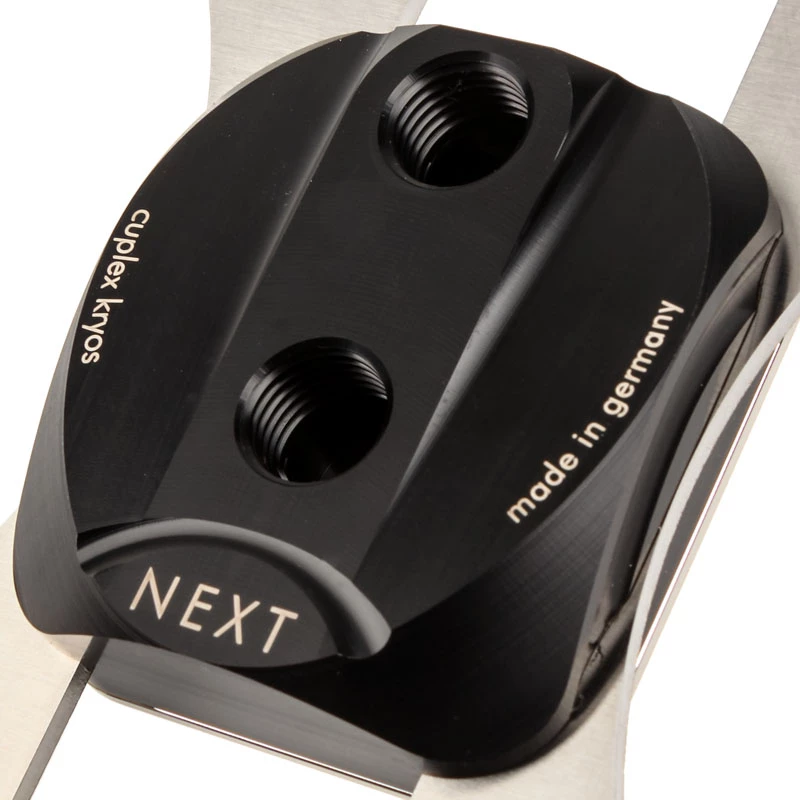 Veeblokk Aqua-Computer 21703 — atsetaal/nikkel, pesa AM4, 111×75×22 mm, must/hõbedane