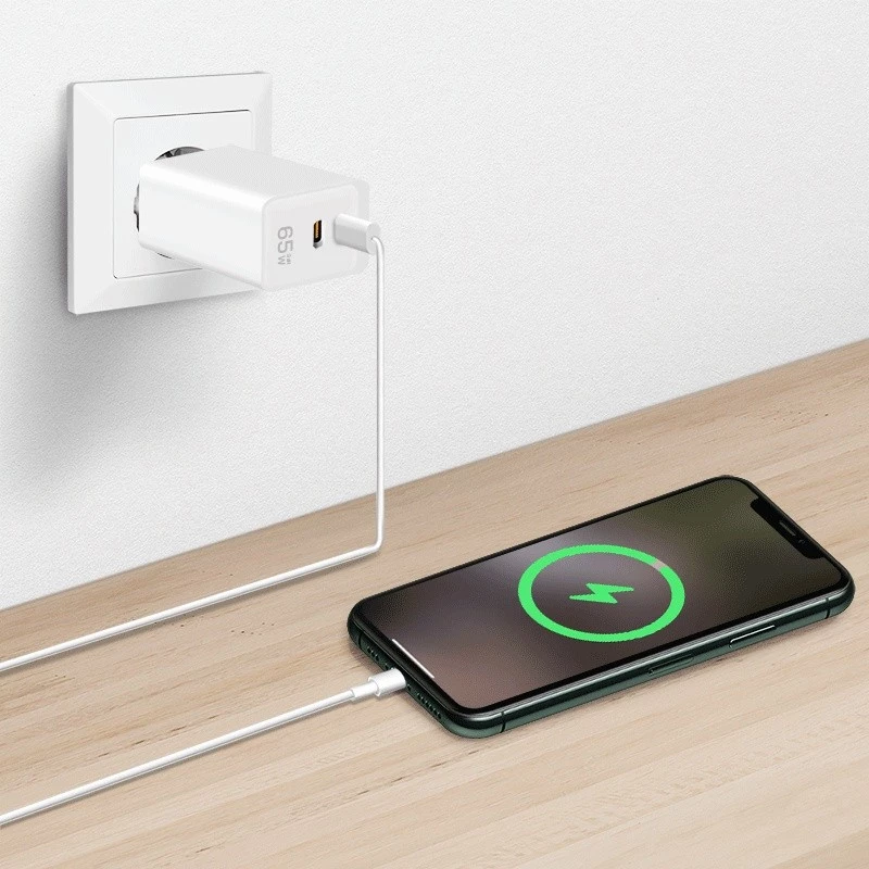 Kahe USB-pistikupesa adapter 65W, 2xUSB-C, valge