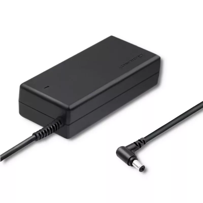Qoltec 50090.90W toiteadapter/muundur Siseruumides Must