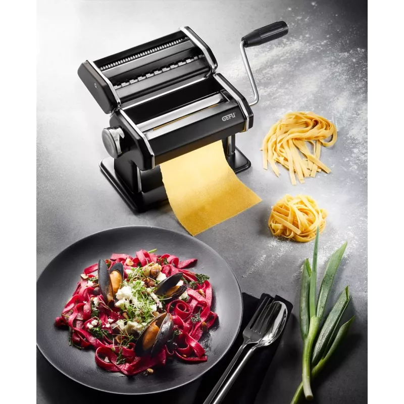 Käsitsi pasta masin GEFU GF89426 — lasanje, tagliatelle, tagliolini jaoks; roostevaba teras ja plast; 205×200×155 mm