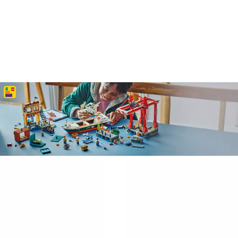 LEGO CITY 60422 Rannasadam ja kaubalaev