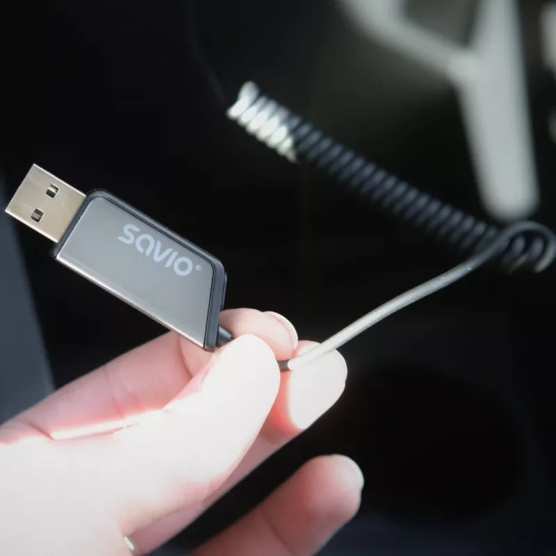 Savio TR-16 saatja AUX-adapter käed-vabad funktsiooniga, Bluetooth 5.3, Google Assistant/Siri