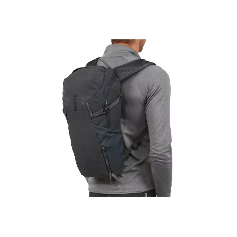 Thule 4128 AllTrail X 15L matkaseljakott Nutria