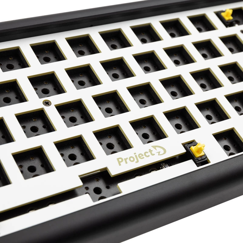 Ducky Tinker 65 Barebone klaviatuur Mängimine USB Saksa Must