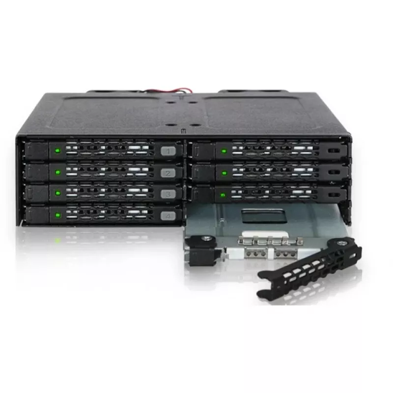 ICY DOCK - ToughArmor - MB998IP-B - 8-kohaline 2,5-tolline SAS/SATA SSD ja HDD (7 mm) tagasiplaadi moodul