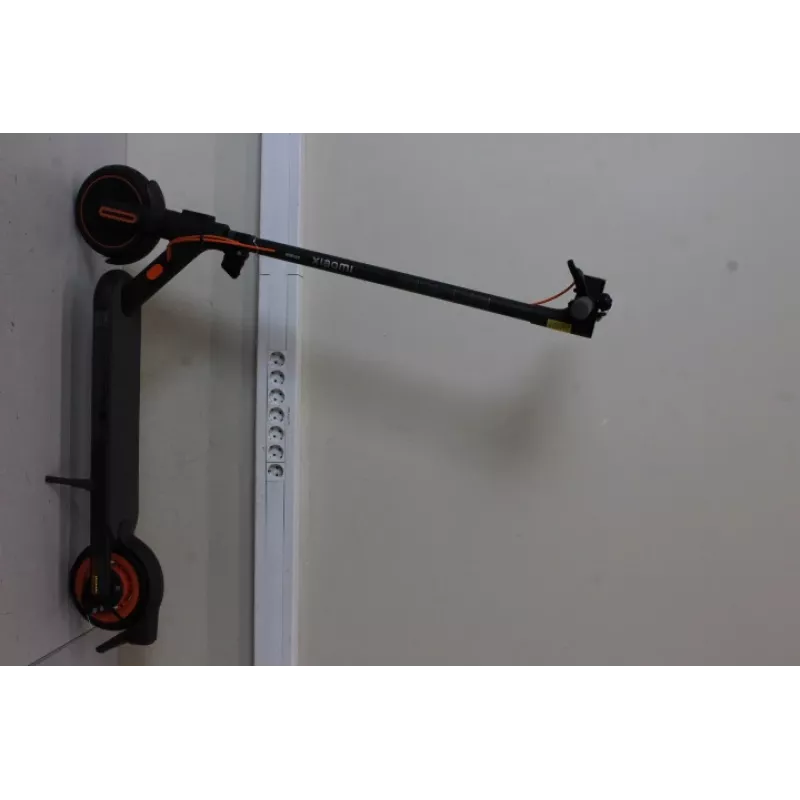 MÜÜK LÕPPENUD. Xiaomi Electric Scooter 4 Go EU | MÜÜK LÕPPENUD. Xiaomi Electric Scooter 4 Go EU | 250 W | 20 km/h | 8.1 tolli | 3 kuud | Must/Oranž | KASUTATUD