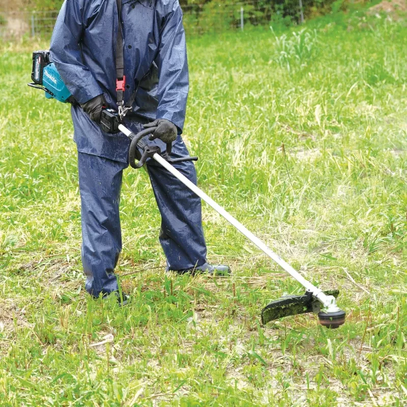 Makita UR007GM101 võsalõikur/nöörtrimmer 43 cm Aku