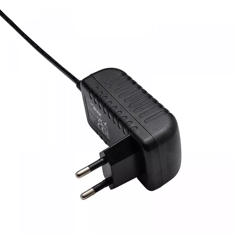 Akyga AK-TB-09 universaalne toiteadapter, 12 V, 0,5 A, 6 W, 5,5 x 2,1 mm, 1,4 m