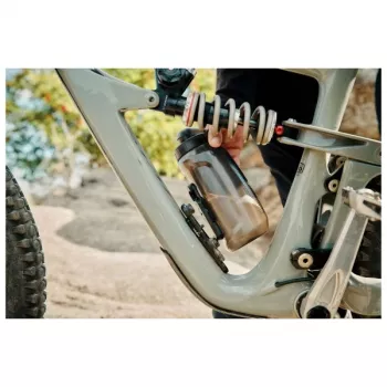 Fidlock Twist 590 Bike Base pudel must 590 ml - Fidlock magnetiline kinnituspudel jalgratastele