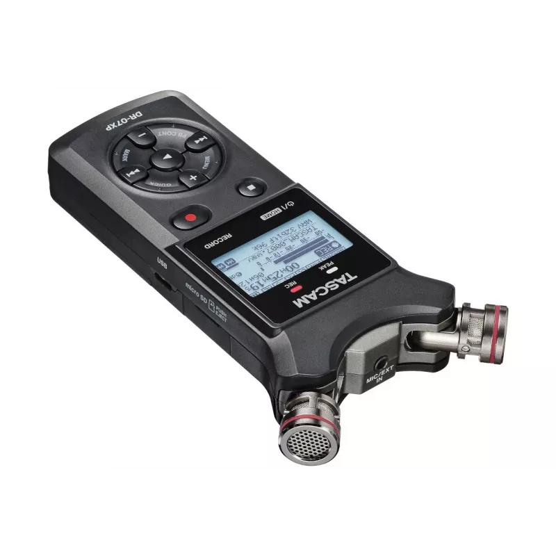 Tascam DR-07XP - kaasaskantav digitaalne salvesti USB-liidesega