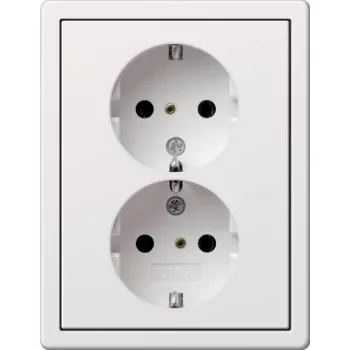 GIRA 0780112 pistikupesa CEE 7/3 valge (0780112)