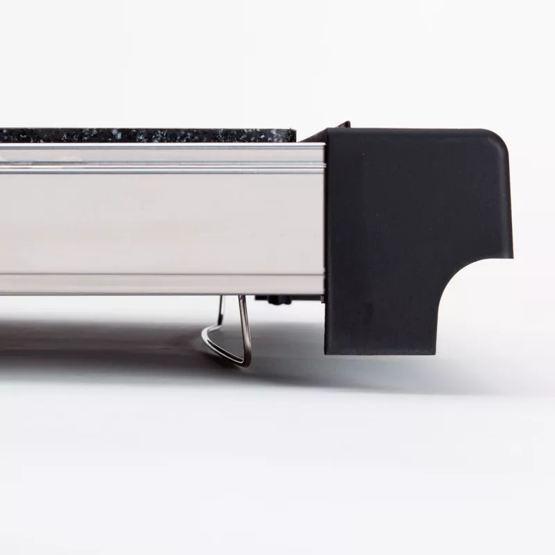 Kontaktgrill Jata JEGR3000 — ristkülikukujuline 480×320 mm, 2700 W, puutetundlik juhtimine, must