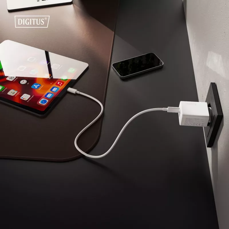 AC Indoor USB GaN Charger DIGITUS DA-10301 — 30W, 1× USB-C, 1× USB-A, 100–240V, valge